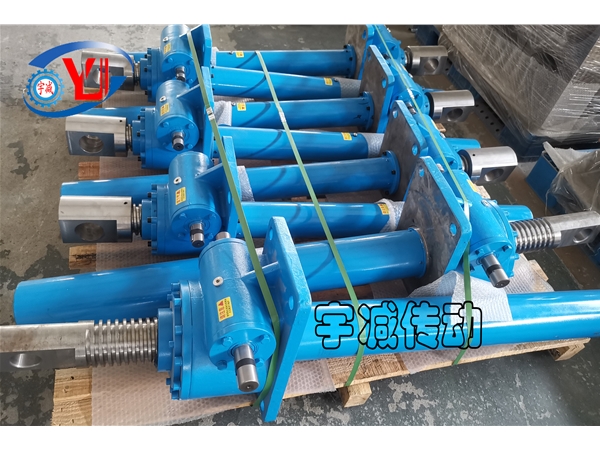 蝸輪絲桿起落機